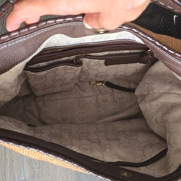 Michael Kors shoulder bag - Picture 8 of 9